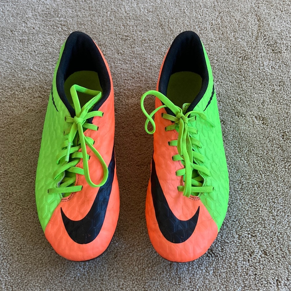 Nike Hypervenom “Electric Green” Soccer Cleats